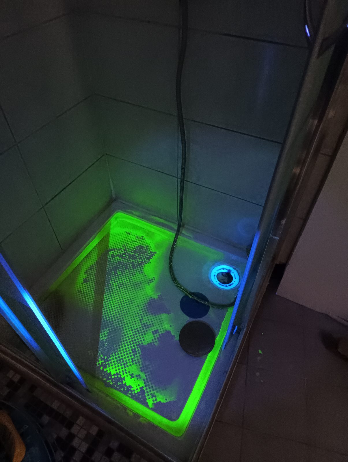 Étanchéité d'un bac à douche (UV) — Vieux-Port